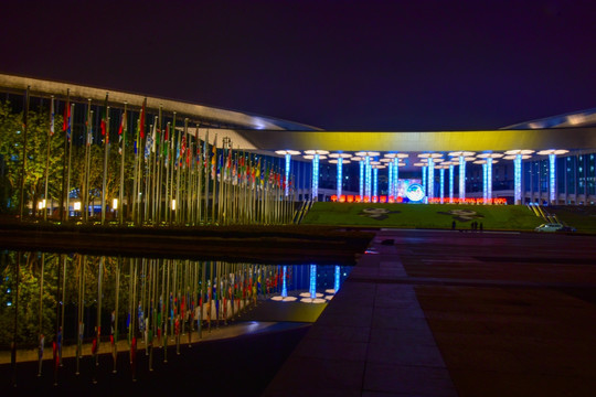 中国国际进口博览会夜景