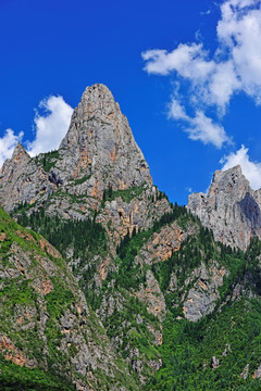 险峰