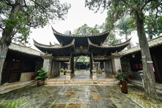 石屏玉屏書院龍門