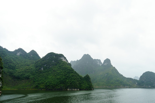 广西南宁上林大龙湖景区风光