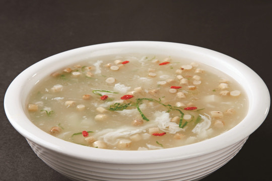 茶樹(shù)菇西施山藥羹