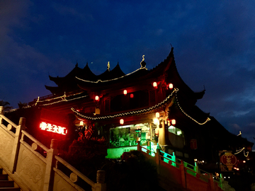 昆明老街夜景