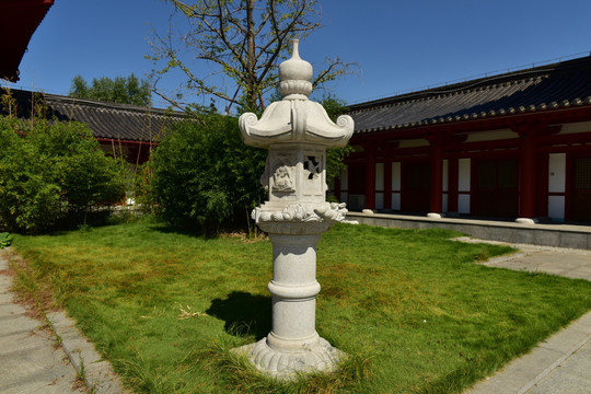 中式石雕路灯