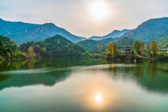 山水淄博云水瑶景区秋天风景