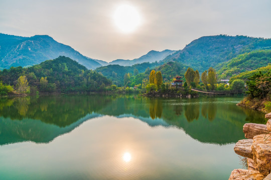 山水淄博云水瑶景区秋天风景