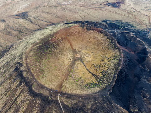 航拍乌兰哈达火山