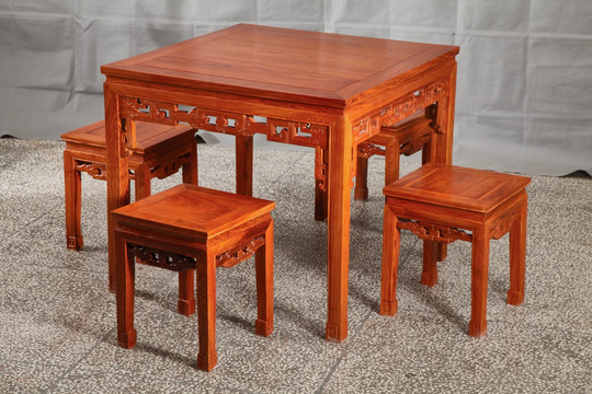 红木家具方桌