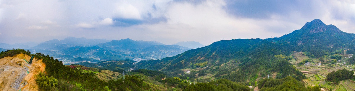 安徽独秀山旅游山林风光