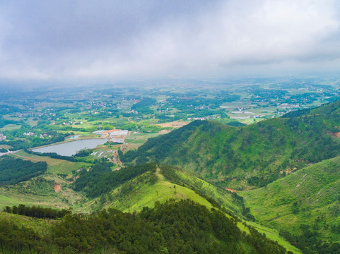 安徽独秀山旅游山林风光