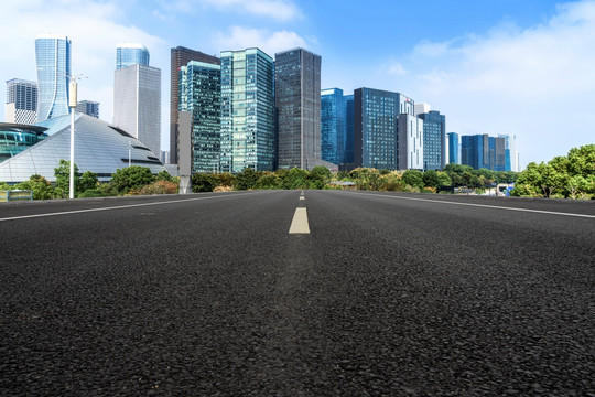 道路地面和杭州现代建筑群