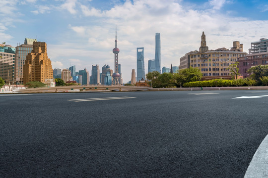 沥青路面和上海高端建筑写字楼