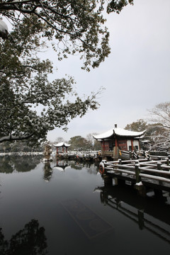 西湖小瀛洲雪景