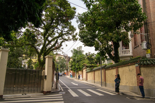 东山口街景