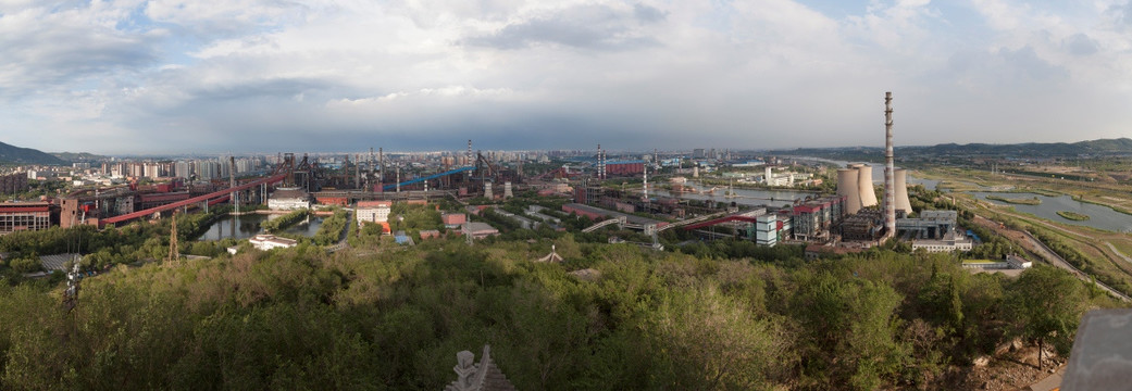 北京首钢废弃工业工厂