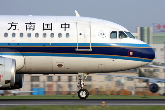 中国南方航空飞机滑行