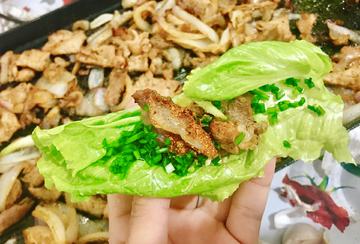 烤肉 生菜包肉 