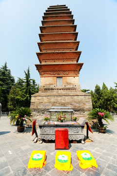 洛阳白马寺齐云塔舍利塔