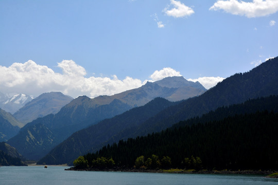 天山天池