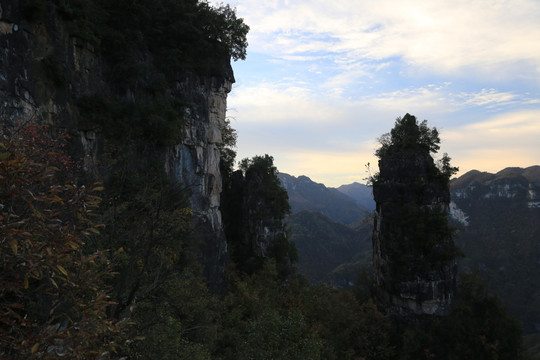 高山丘壑