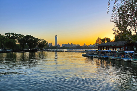 大明湖风景