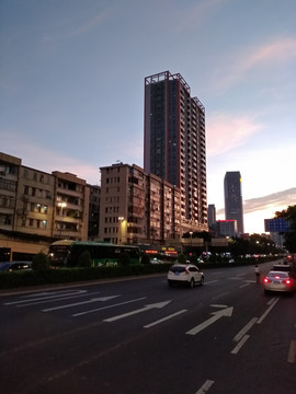 昌岗路街景