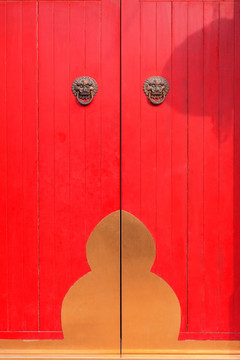 老北京红色大门