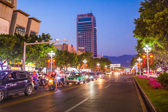 肇庆天宁北路夜景