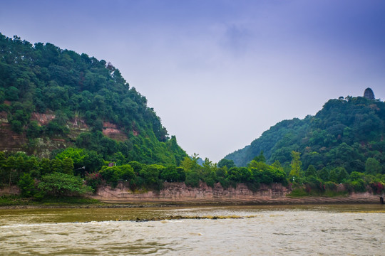 乐山岷江