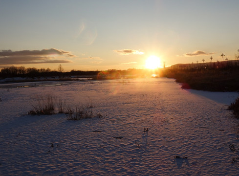 雪地日落