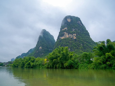 桂林阳朔遇龙河