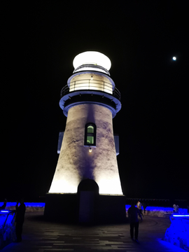 海滨泳场夜景