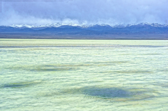 青海海西茶卡盐湖