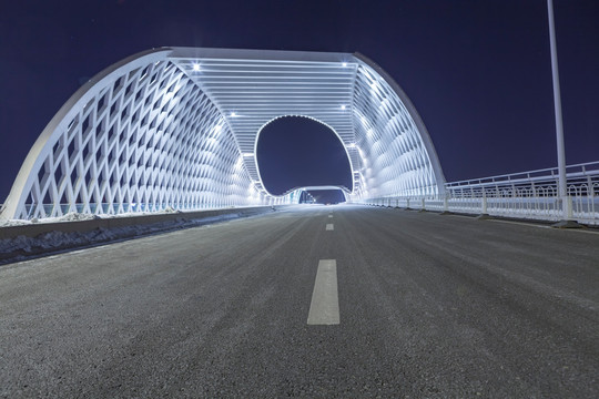 桥梁公路夜景