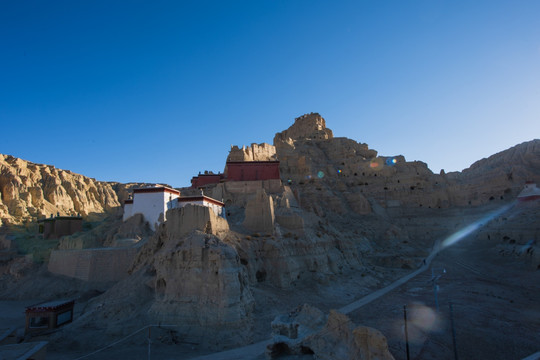 西藏阿里古格王朝遗址21