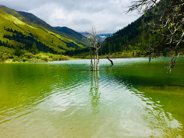 高山湖泊