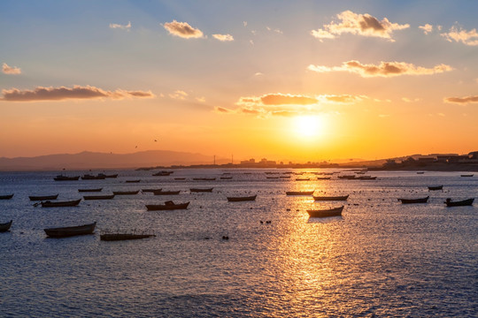 港湾落日