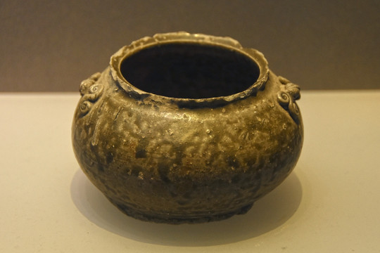 原始青瓷罐