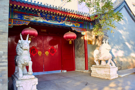 北京红色大门