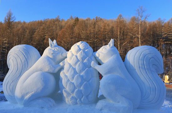 松鼠雪雕