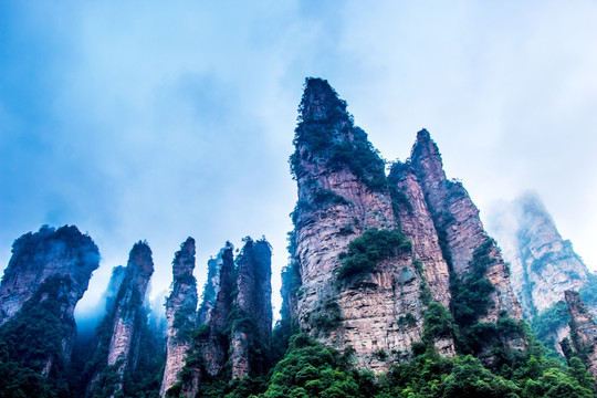 张家界山峰