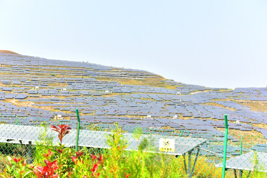 光伏发电基地产业园太阳能发电