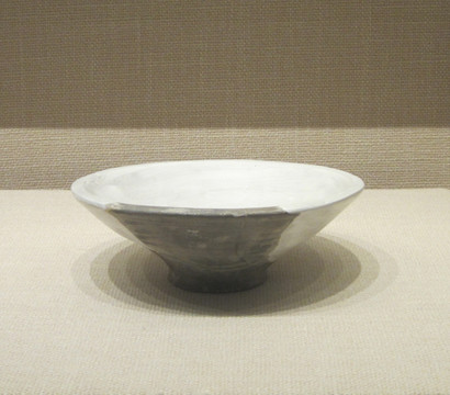 龙山文化灰陶器盖