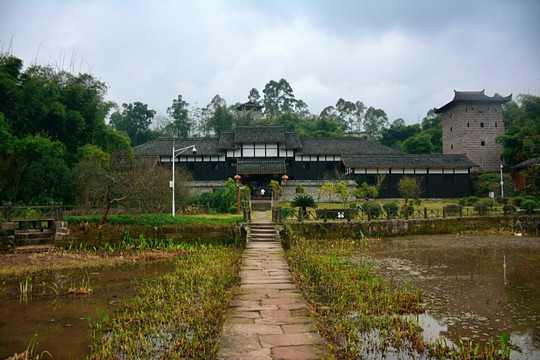 武胜县宝箴塞景区段家大院