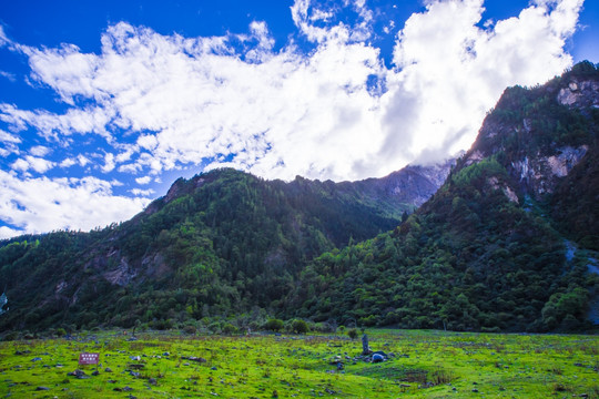 四姑娘山风光