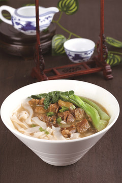 牛腩湯粉