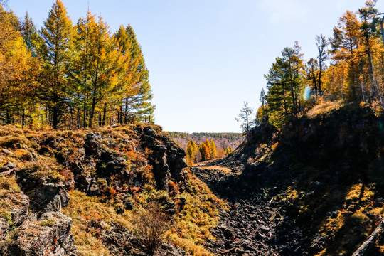 阿尔山火山峡谷