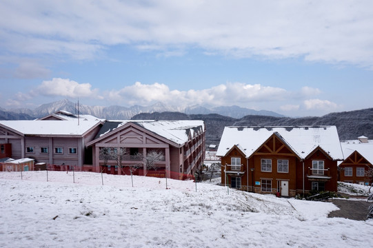 西岭雪山红房子