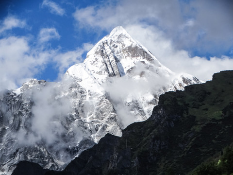 四姑娘山