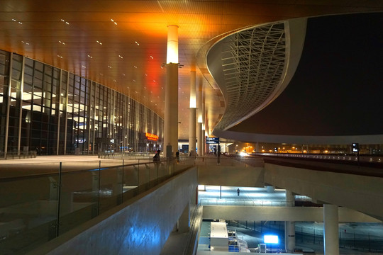 港珠澳大桥珠海公路口岸夜景