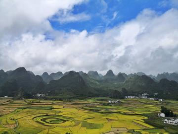 万峰林